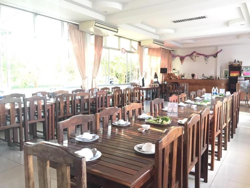 Plaifah Resort Ubon Song Khon Exterior photo