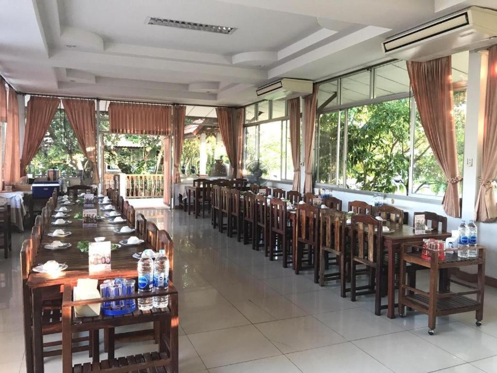 Plaifah Resort Ubon Song Khon Exterior photo