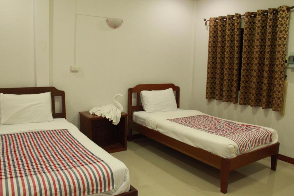 Plaifah Resort Ubon Song Khon Exterior photo