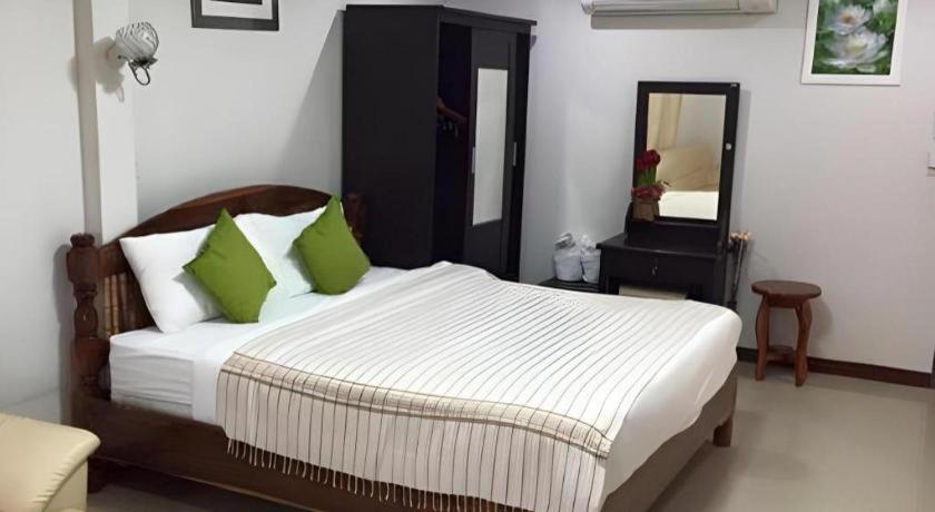 Plaifah Resort Ubon Song Khon Exterior photo